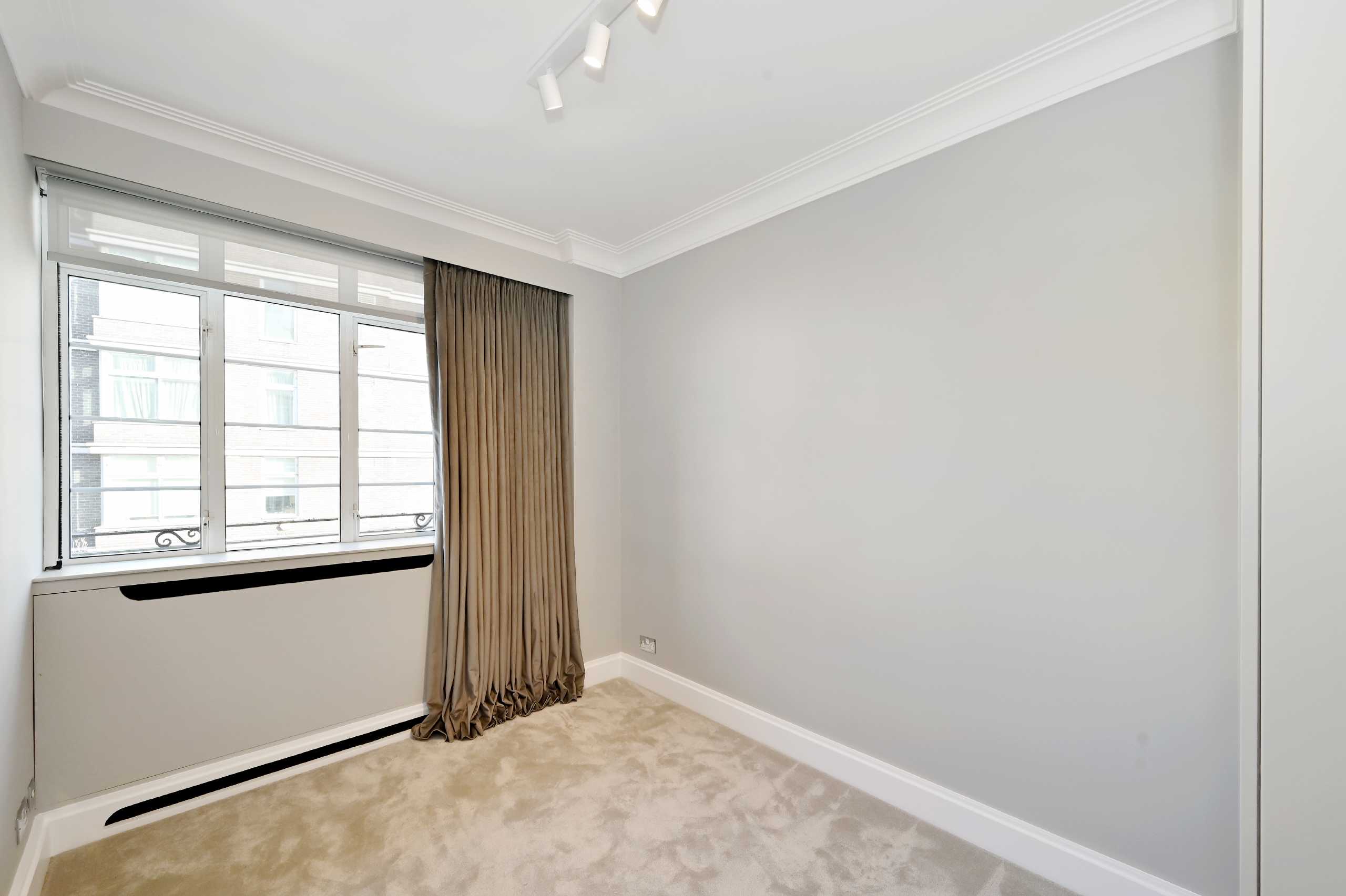 Gallery for St James Close, Prince Albert Road, NW8